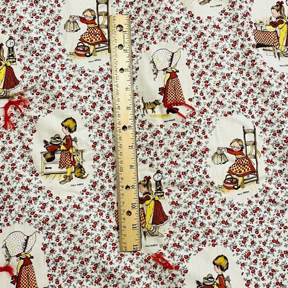 Vtg Homemade Holly Hobbie Throw Blanket Red Floral Fabric Fleece Back Tie Quilt - Picture 9 of 11